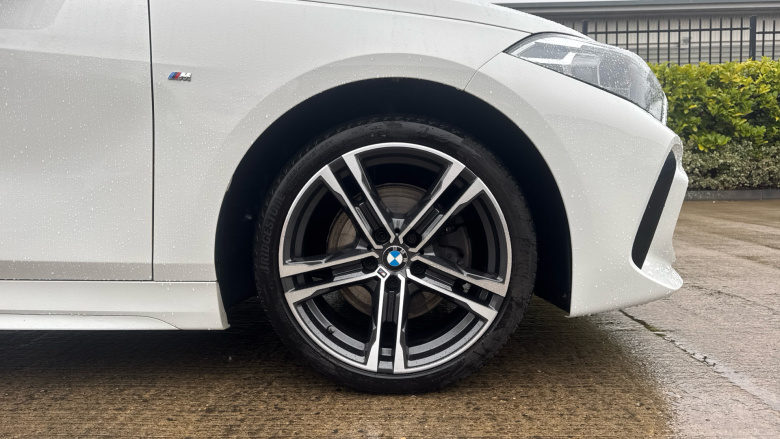 BMW 1 Series 118i M Sport 5dr Petrol Hatchback